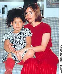 Jessica Lankaster and her daughter, Romy, have found out the hard way how Japan’s legal system fails to protect single mothers. Foreign mom chases after deadbeat dad