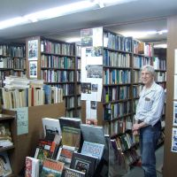 Stephen Kott is the mind behind Good Day Books’ author talks and book clubs. Tokyo's bookworms find readers' paradise in used bookstores