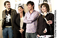 Artists who have covered “Shima-uta” (from left) Tomek Makowiecki from Poland, Catia from Brazil and Diana Arbenina from Russia join singer Kazufumi Miyazawa at a news conference to promote his latest single. Teaching the world to sing in perfect harmony