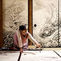 Seasonal work: Yuki Murabayashi works on “Winter” (2012) for Jusho-in, a subtemple of Myoshin-ji Temple. In front and behind closed temple doors