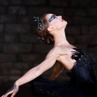 Actress Natalie Portman plays ballerina Nina, who tries to embrace her dark side as the Black Swan. Aronofsky's footwork faultless in 'Black Swan'
