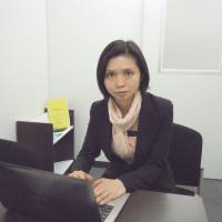 Ready to help: Masako Suzuki, a full-time attorney at the Tokyo Public Law Office Mita Branch — Foreigners and International Service, is interviewed last month at the office in Minato Ward. Overstayers need speed, lawyer says