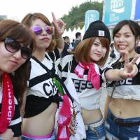 This year’s Summer Sonic was hot, literally. Temperatures hovered around the 40 degree Celsius mark on both days. Hard rock, J-pop rule Summer Sonic
