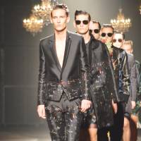 Sise Mercedes-Benz Fashion Week Tokyo: Walking the line