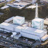 Part of the problem: Reactors 5 and 6 of Tokyo Electric Power Co.’s Fukushima No. 1 plant are seen in September. Tepco to create firm for decommissioning