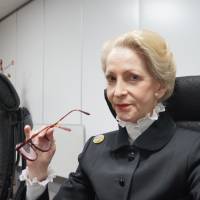 Keeping watch: Barbara Judge, deputy chairwoman of Tokyo Electric Power Co.’s nuclear reform monitoring committee, is interviewed at the utility’s headquarters Tuesday. Monitor sees improvement in Tepco culture
