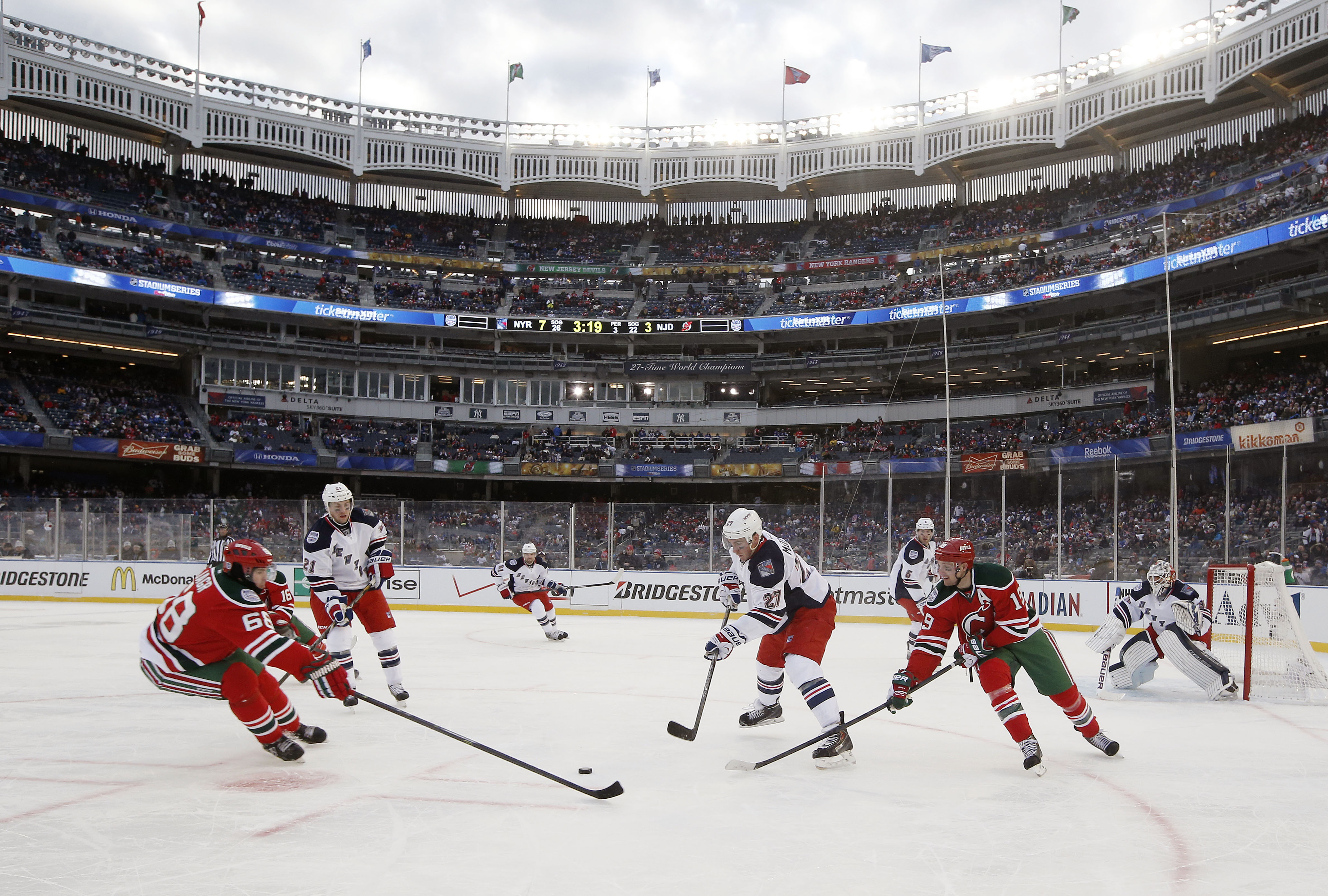 Rangers cruise as Yankee Stadium hosts first NHL contest The Japan Times