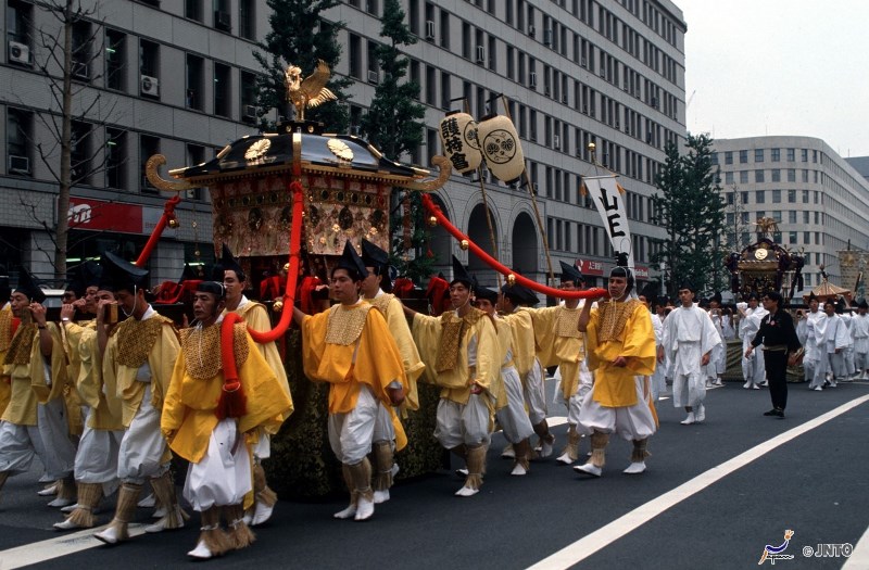 Tokyo: Sanno Matsuri © JNTO