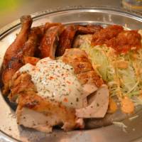 The standout dish: Que Rico’s rotisserie chicken is messy but delicious. Que Rico: Bless this tasty Mexican mess