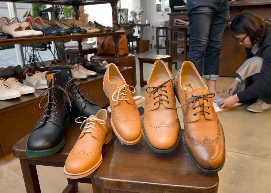 where are leather shoes made
