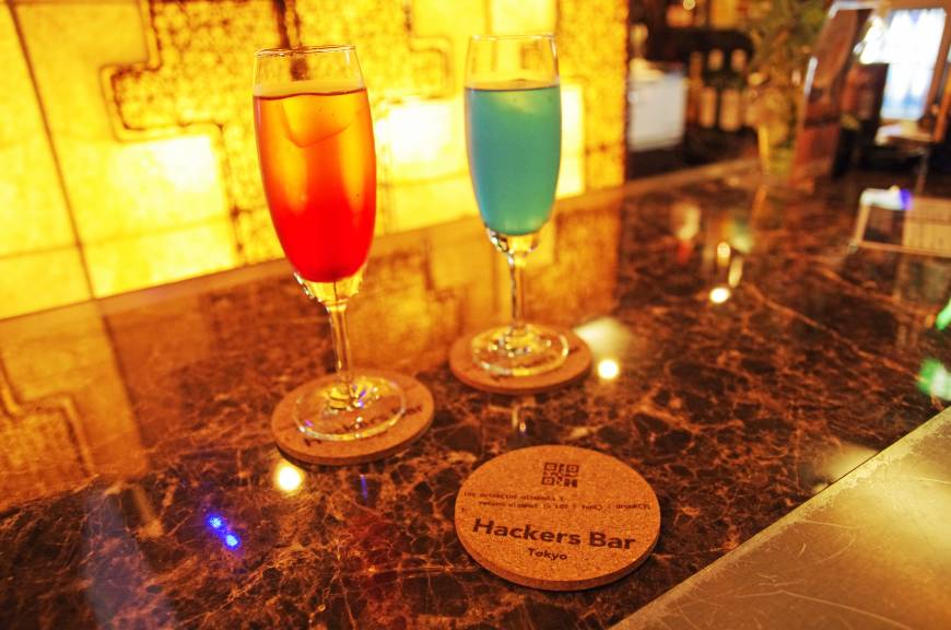 Hackers Bar Downloadable drinks: Hackers Bar in Roppongi, Tokyo. | ANGELA ERIKA KUBO