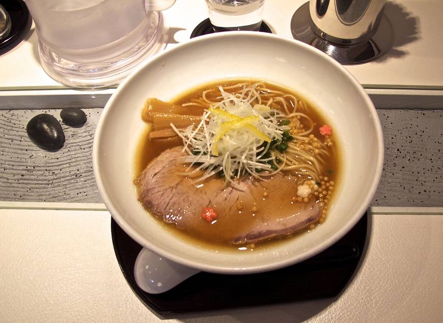 Kugatsu-do Light meal: Delicate assari noodles at Ramen Kugatsu-do. | ROBBIE SWINNERTON