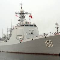 A Chinese destroyer is docked at the Iranian port of Bandar Abbas on the Gulf on Saturday. Two Chinese destroyers arrived for an unprecedented visit to the Iranian port, attesting to a new rapprochement between the two countries, according to Iranian media. Chinese warships in first call at an Iran port: media