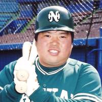 Fond remembrance: Former Nankai Hawks player Nobuyuki Dokaben Kagawa poses for a photo during the 1983 season. Issues with weight followed 'Dokaben' Kagawa