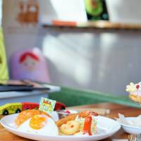 Child’s play: The signature lunch comes with comfort food favorites. Kiddie comfort food reigns supreme at Baby King Kitchen