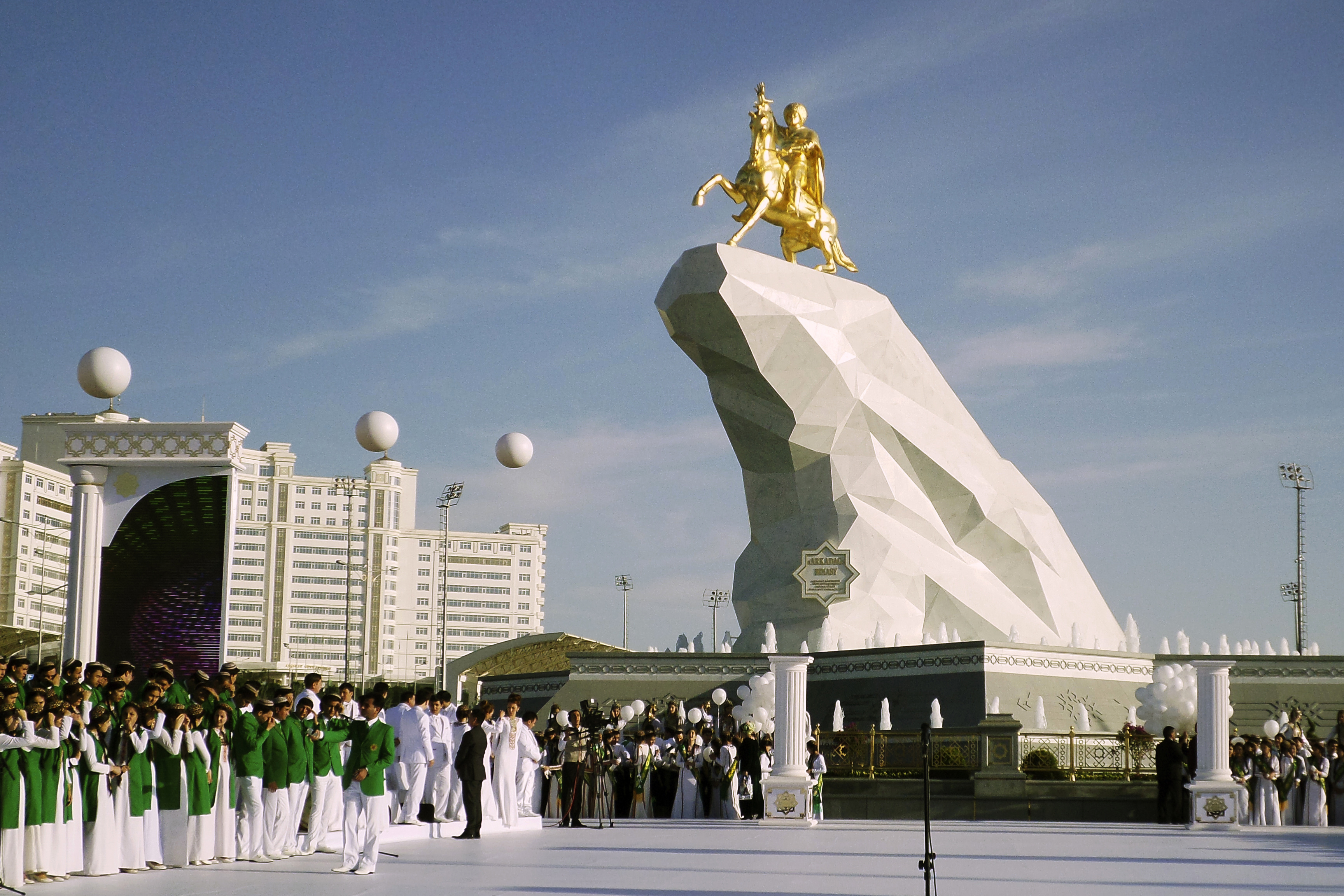 Turkmenistan unveils gold-covered statue of 'Protector' president ...