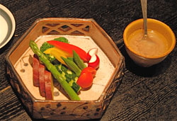 Kamakura Matsubara-an Italian influences: Matsubara-an's cold version of bagna cauda includes a colorful array of local vegetables. | ROBBIE SWINNERTON