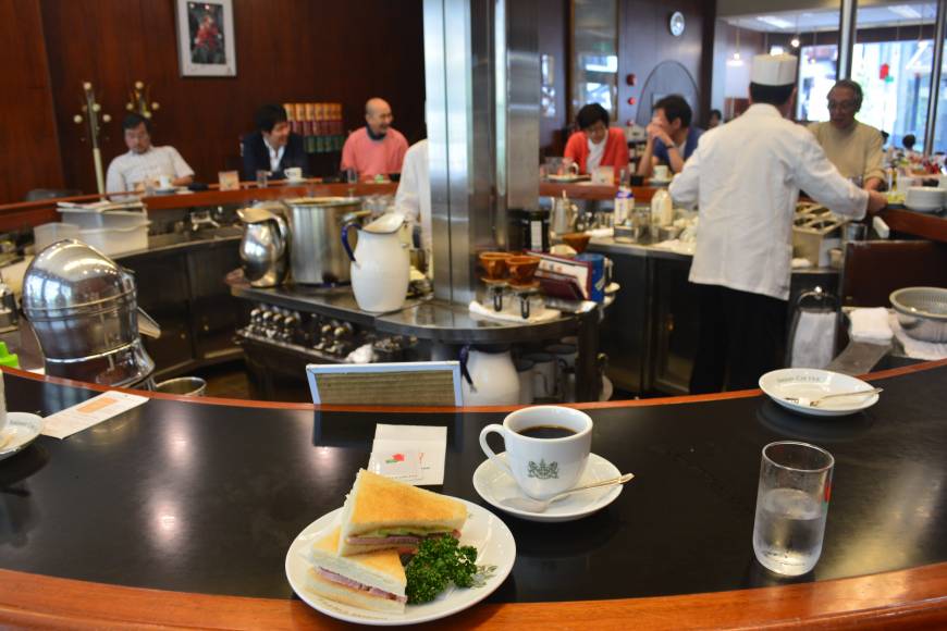Inoda Coffee On display: The counter at Inoda circles around a kitchen. | J.J. O'DONOGHUE