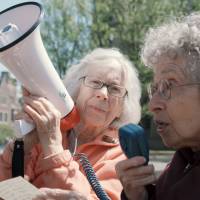 'Two Raging Grannies' try to figure out the global economy