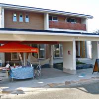 Eco-ready: A model of a house equipped with a solar-energy collecting system and state-of-the-art foam insulation in Inzai, Chiba Prefecture. Score eco points for your home ground