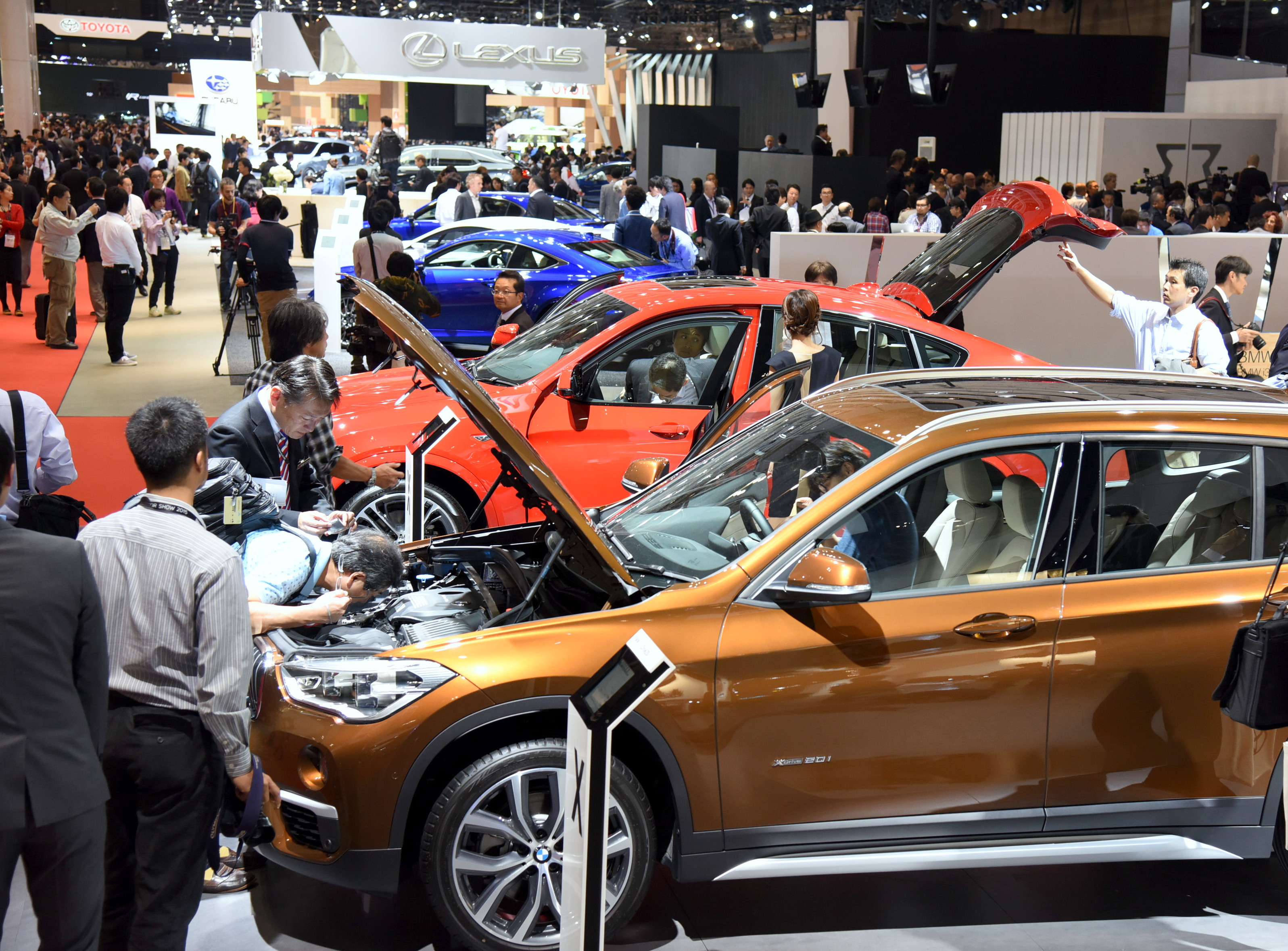 Opening day of the 44th Tokyo Motor Show - The Japan Times