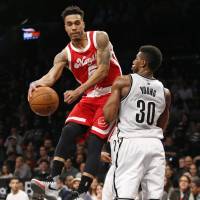Courtney Lee (left) was traded from the Grizzlies to the Hornets in a deal also involving the Heat on Tuesday. Hornets get Lee in three-team deal