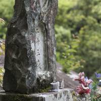 Dealing with death can be hard enough in your mother tongue. In a second language and in a different culture, it can be considerably more daunting. Condolences: what to say when there's nothing you can say