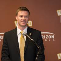 Former Osaka Evessa star Matt Lottich speaks at his introductory news conference on Thursday, when he was named the new Valparaiso University men's basketball coach. Former Evessa star Lottich named new Valparaiso head coach