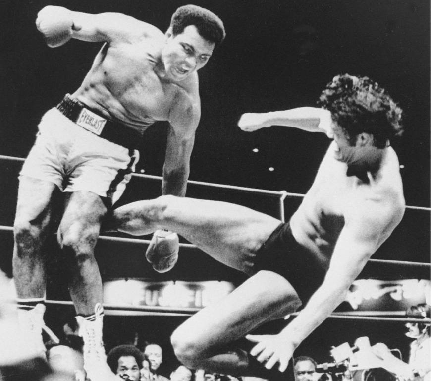 Muhammad Ali Vs Street Fighter