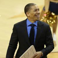 Cleveland Cavaliers coach Tyronn Lue has agreed to a multiyear extension with the NBA champions, a source said Monday. Cavs reward Lue with multiyear extension