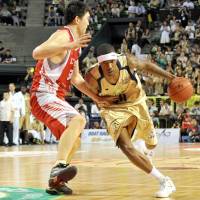 With six titles in his nine bj-league seasons playing for the Osaka Evessa and Ryukyu Golden Kings, Jeff Newton ended his career in 2014 as the winningest player in league history. Memories all that remain of bj-league