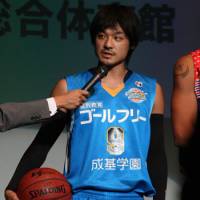 Perimeter marksman Yu Okada, seen in a 2010 file photo, drained more than 1,100 regular-season 3-pointers during his decade in the bj-league. Toyama inks point producer Okada