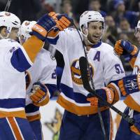 The New York Islanders, who left Long Island in 2015 for Brooklyn, are reportedly talking to the owners of the Mets about building a new arena for the team near Citi Field. Islanders looking to leave Brooklyn for Queens
