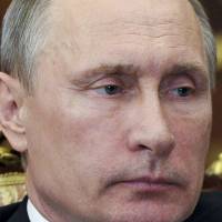 Russian President Vladimir Putin isn't ready for serious, decisive measures on the economy because such decisions are harder for him, a former minister says. Putin struggles to kick-start Russia's flagging economy