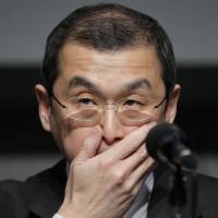 Shigehisa Takada, chairman and president of Takata Corp., makes a public apology in Tokyo in June 2015. Takata lifelines scrutinized by carmakers stuck in cost bind