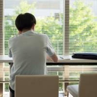 In a recent study, 30 percent of the 2,706 men sampled and 26 percent of the 2,570 female respondents said they were not currently looking for a relationship. In sexless Japan, almost half of single young men and women are virgins: survey