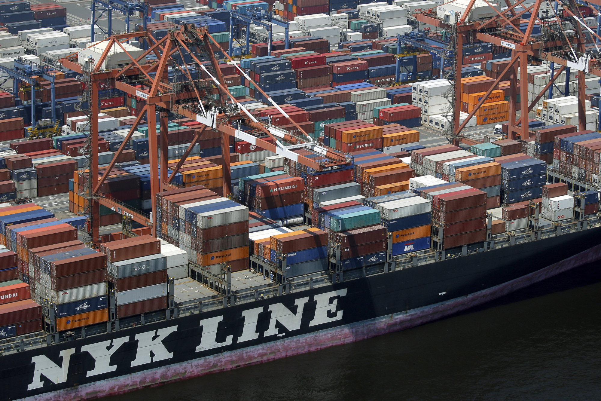 Japan's top three shippers to merge container businesses into world's