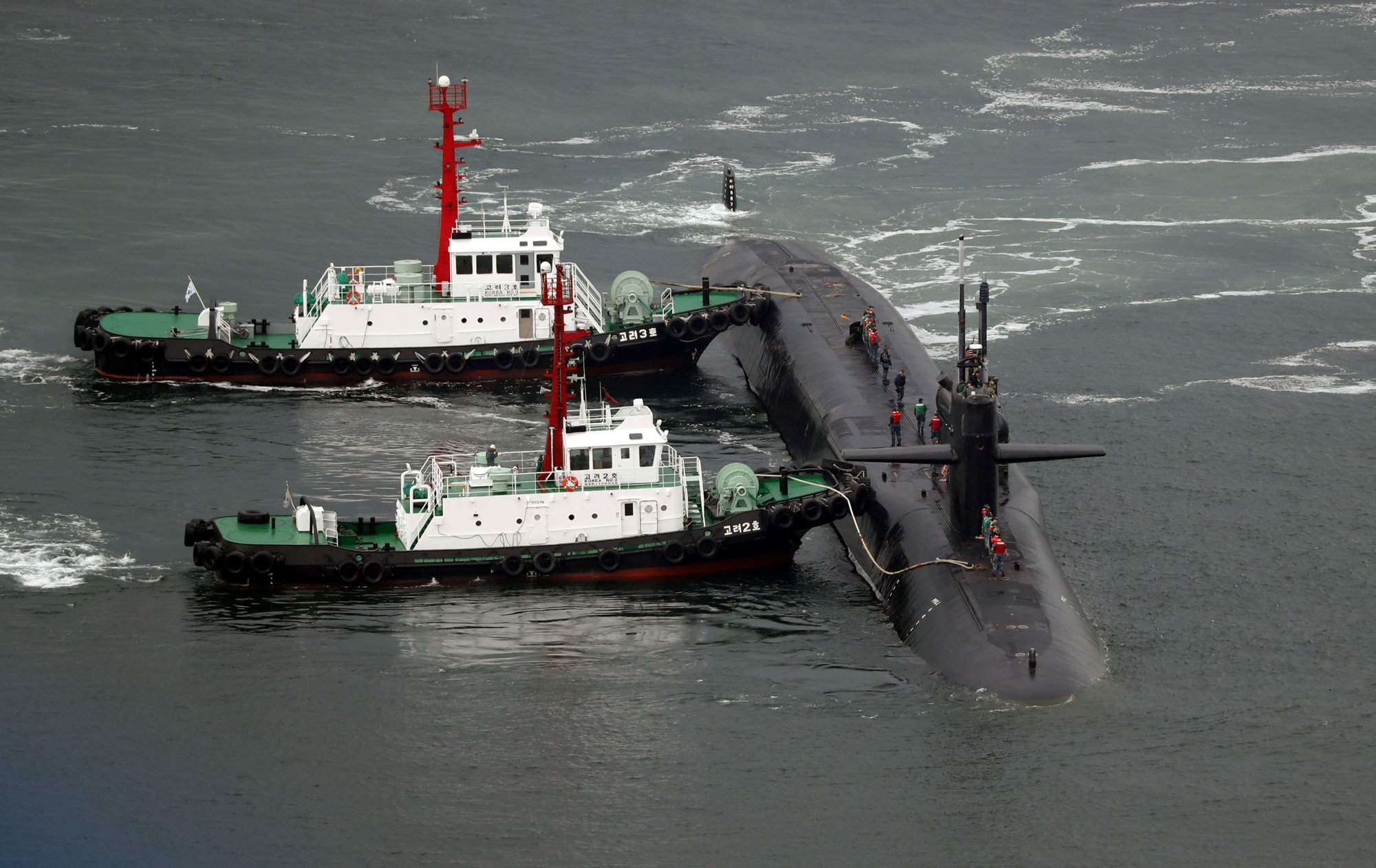 EUA enviam submarino nuclear à península da Coreia