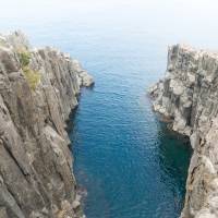 A notorious suicide destination, the Tojinbo cliffs stand out in Sakai, Fukui Prefecture. A suicide prevention group plans to use a drone to better monitor the area. Group will use drone to help prevent suicide at remote Fukui Prefecture site