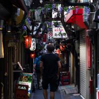 More than a million people in Japan are believed to have alcohol dependence, but only 6 percent seek professional help. Looking beyond abstinence, Kanagawa facility opens Japan's first 'controlled drinking' program