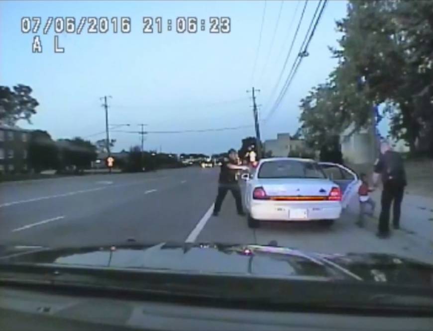 Dashcam video shows traffic stop escalating, Minnesota officer firing seven rounds into Castile's car - The Japan Times