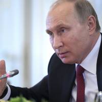 Vladimir Putin U.S. could deploy military on disputed isles off Hokkaido if they are returned: Putin