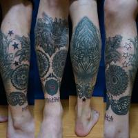 A photo shows a tattoo designed by Taiki Masuda, who strives to be an exemplary tattoo artist by taking painstaking hygiene precautions at his Osaka studio. Tattoo artist goes to court to legally shed shady image ahead of 2020 Games