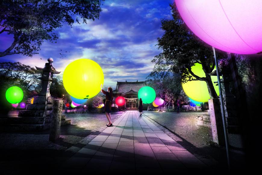 TeamLab: Floating Spheres of Omura Shrine & Resonating Forest and Castle Ruins Trip the light fantastic: Glowing orbs are expected to be found floating near Omura Shrine in Nagasaki Prefecture in the evenings between June 3 and July 2. Floating, Resonating Spheres — Omura Shrine teamLab, 2017, Interactive Installation, Endless, Sound: Hideaki Takahashi