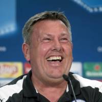 Craig Shakespeare Leicester gives Shakespeare a three-year contract