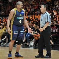 Inconsistent officiating plagued the B. League throughout its inaugural season. Inconsistent level of B. League officiating a cause for real concern