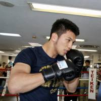 Ryota Murata trains at Tokyo’s Teiken gym on Thursday. Murata resumes training with focus on getting better