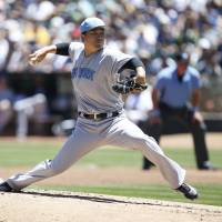Tanaka crashes to seventh defeat