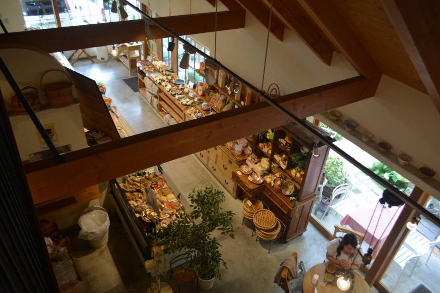 Tentation d’Ange The view from on high: Tentation d'Ange features excellent bread and vaguely European decor. | J.J. O'DONOGHUE