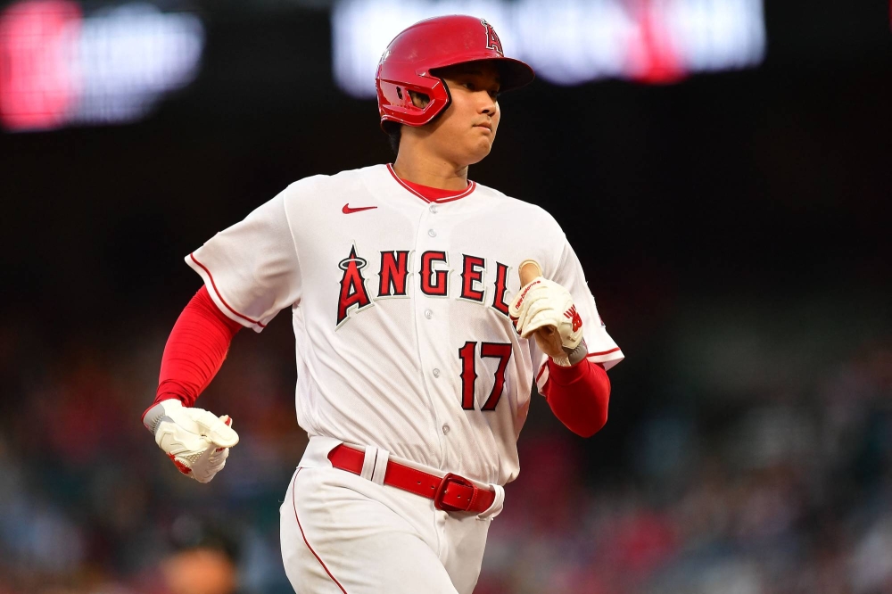 Shohei Ohtani hits his first Major League home run for the Angels 